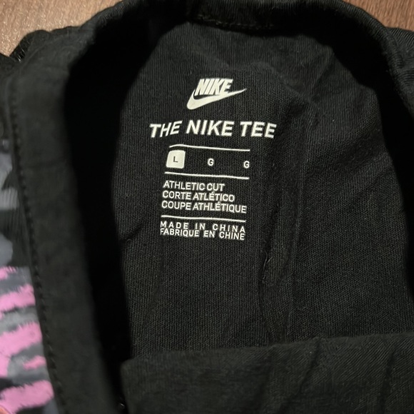 Girls Nike T-shirt - Picture 3 of 4